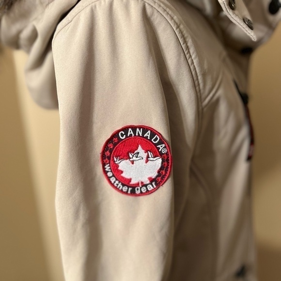 Canada Weathergear Tan Coat W/Detachable Faux Fur Hat Sz L - Picture 9 of 13